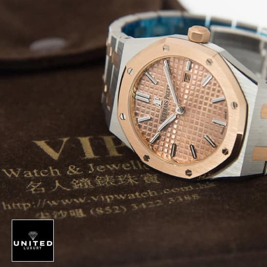 Audemars Piguet Royal Oak 25940SK.OO.D002CA.02 "Two-Tone" Precision Clone ap royal 67650sr replica left Two tone ap replica velvet floor view