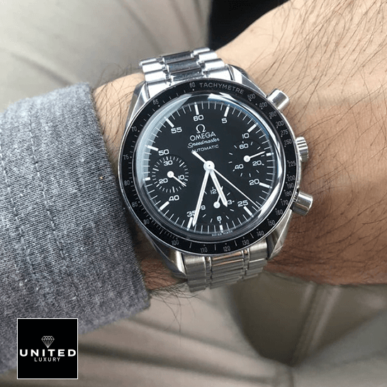 Omega Speedmaster Reduced 3510.50 Luxury Clone Quality omega speedmaster 3510.50 replica hand Omega Speedmaster Automatic Black Dial Replica on the man wrist