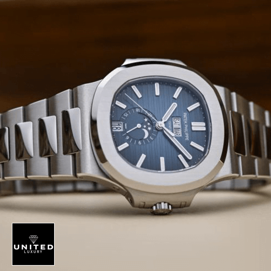 Patek Philippe 5726 High-End Replica 1:1 patekphilippe nautilus5726 1A 014 replica right Patek Philippe Nautilus 5726 Blue Dial Moon Steel Replica side view