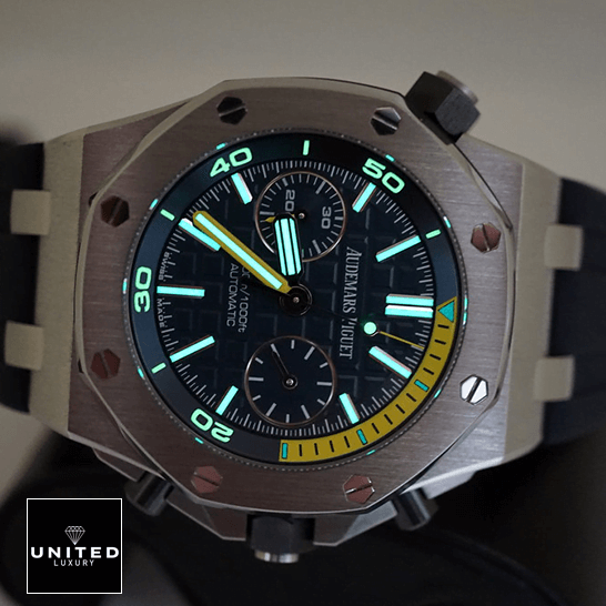 Audemars Piguet Royal Oak Offshore 26703ST.OO.A027CA.01 "Diver Chronograph" Exact Replica 1:1 audemarspiguet royaloakoffshore 26703ST.OO .A027CA.01 replica rightside audemarspiguet-royaloakoffshore-26703ST.OO_.A027CA.01-replica-rightside
