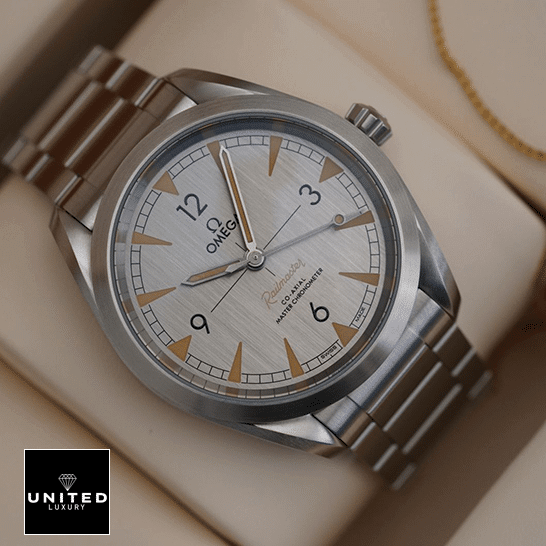 Omega Railmaster Co-Axial Master Steel 220.10.40.20.06.001 Perfect Duplicate 1:1 omega railmaster 220.10.40.20.06.001 tiltedleft Omega Railmaster White Dial Replica in the box