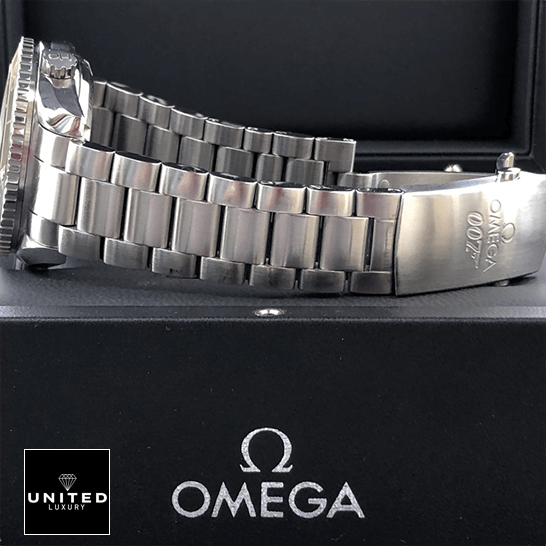 Omega Seamaster Planet Ocean 232.30.42.21.01.004 "James Bond" Authentic Copy 1:1 omega seamaster planet ocean 232.30.42.21.01.004 replica bracelet Omega Seamaster Planet Ocean 232.30.42.21.01.004 Replica steel bracelet