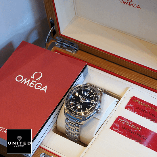 Omega Seamaster Planet Ocean Co-Axial 232.30.44.22.01.001 "Deep Black" Deluxe Replica Edition omega seamasterplanetocean 232.30.44.22.01.001 replica 40mm Omega Seamaster Planet Ocean 232.30.44.22.01.001 Replica in the box