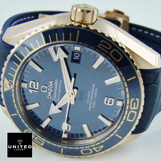 Omega Seamaster Planet Ocean Steel 215.63.44.21.03.001 Premium Replica 1:1 omega seamaster planet ocean steel 215.63.44.21.03 man dial Omega Seamaster Blue Dial Ocean Steel Replica white background