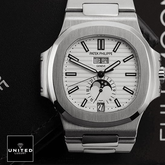 Patek Philippe Nautilus Annual Calendar 5726 "White Dial" Super Accurate Clone patek philippe nautilus 5726 white dial right Patek Philippe Nautilus White Dial 5726 Replica front view