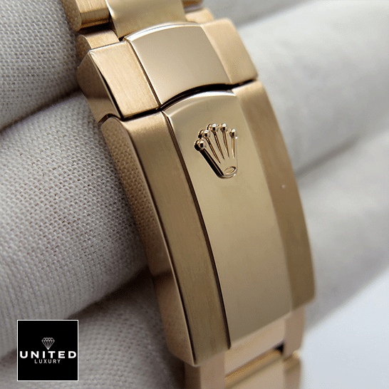 Rolex Sky-Dweller 326935 "Everose Gold" Swiss Super Clone Rolex Sky-Dweller Rose Gold Fold Clasp on the Rolex Logo 326935-0005 Replica