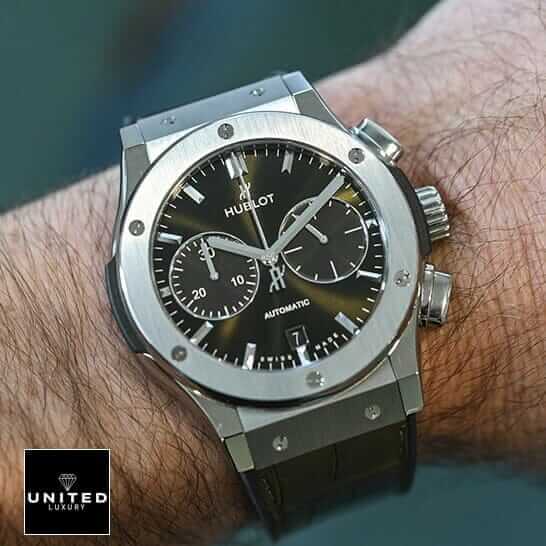 Hublot Classic Fusion 521.NX.7071.LR "Racing Grey" First-Class Clone hublot leather strap replica 3 Hublot Classic Fusion Black Dial Steel Bezel Replica on the man wrist