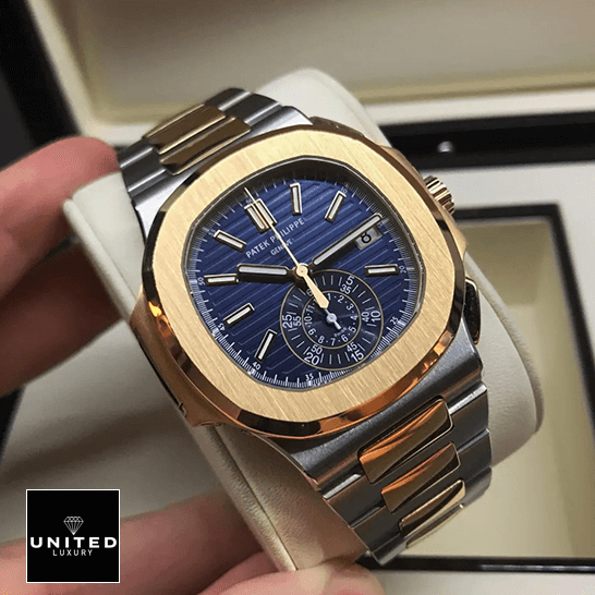 Patek Philippe Nautilus 5980/1AR-001 "Two-Tone" Perfect Super Clone Patek Philippe Nautilus Blue Dial Gold Bezel Replica in the box