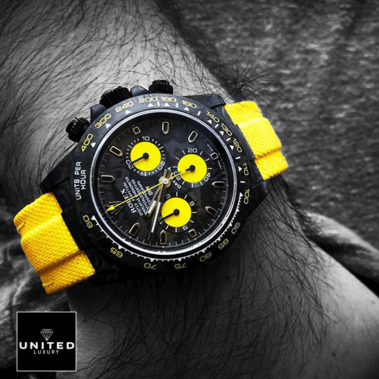 Rolex Cosmograph Daytona DIW "Lemon Edition" Ultra Realistic Replica Rolex Daytona DiW NTPT “All Carbon Lemon Edition” Replica on his arm