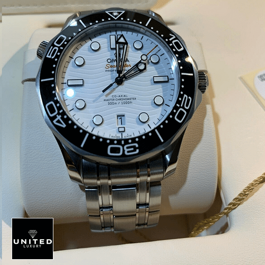 Omega Seamaster Diver 210.30.42.20.03.001 Perfect Clone Quality omega seamaster diver steel 210.30.42.20.04.001 white Omega Seamaster Diver Steel 210.30.42.20.04.001 White Dial Replica in the box