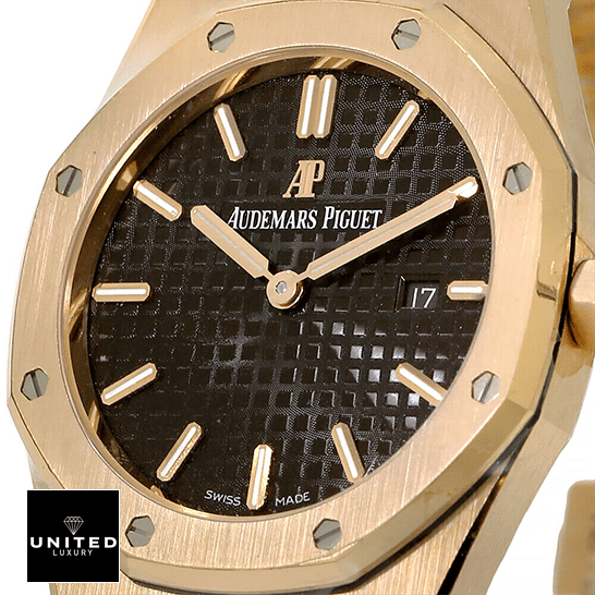 Audemars Piguet Royal Oak 67650OR.OO.1261OR.01 Quartz Replica audemars_piguet_royal_oak_quartz_67650OR.OO_.1261OR.01_unitedluxury_pinkgold_women