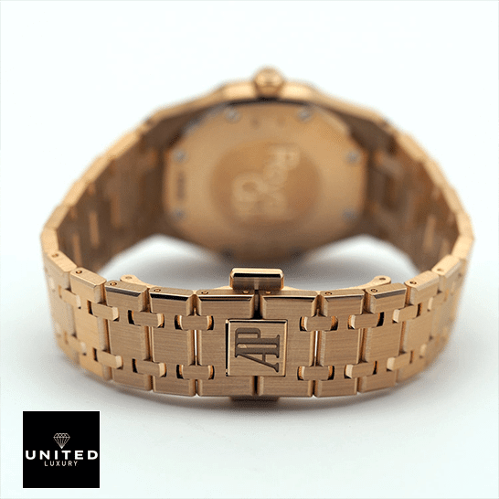 Audemars Piguet Royal Oak 67650OR.OO.1261OR.01 Quartz Replica Audemars Piguet Royal Oak 67650OR.OO_.1261OR.01 Gold Bracelet Replica