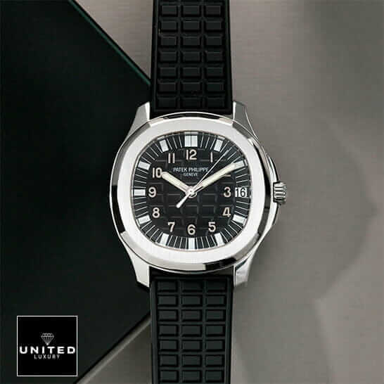 Patek Philippe Aquanaut 5065A-001 "Jumbo" Top Grade Replica patek 5065 replica patek-5065-replica
