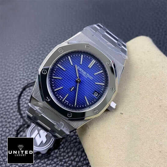 Audemars Piguet Royal Oak "Jumbo" Extra-Thin 16202ST "Blue Dial" Masterpiece Replica ap extra thin blue dial 4 ap-extra-thin-blue-dial-4