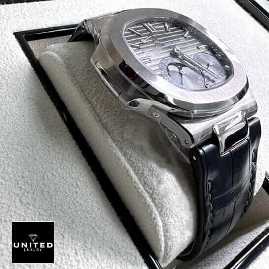 Patek Philippe Nautilus 5712/1A-001 "Moon Phase" Masterpiece Clone patek philippe nautilus moon phase replica 5 patek-philippe-nautilus-moon-phase-replica-5